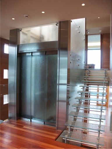 round glass elevators