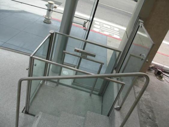 custom glass elevators